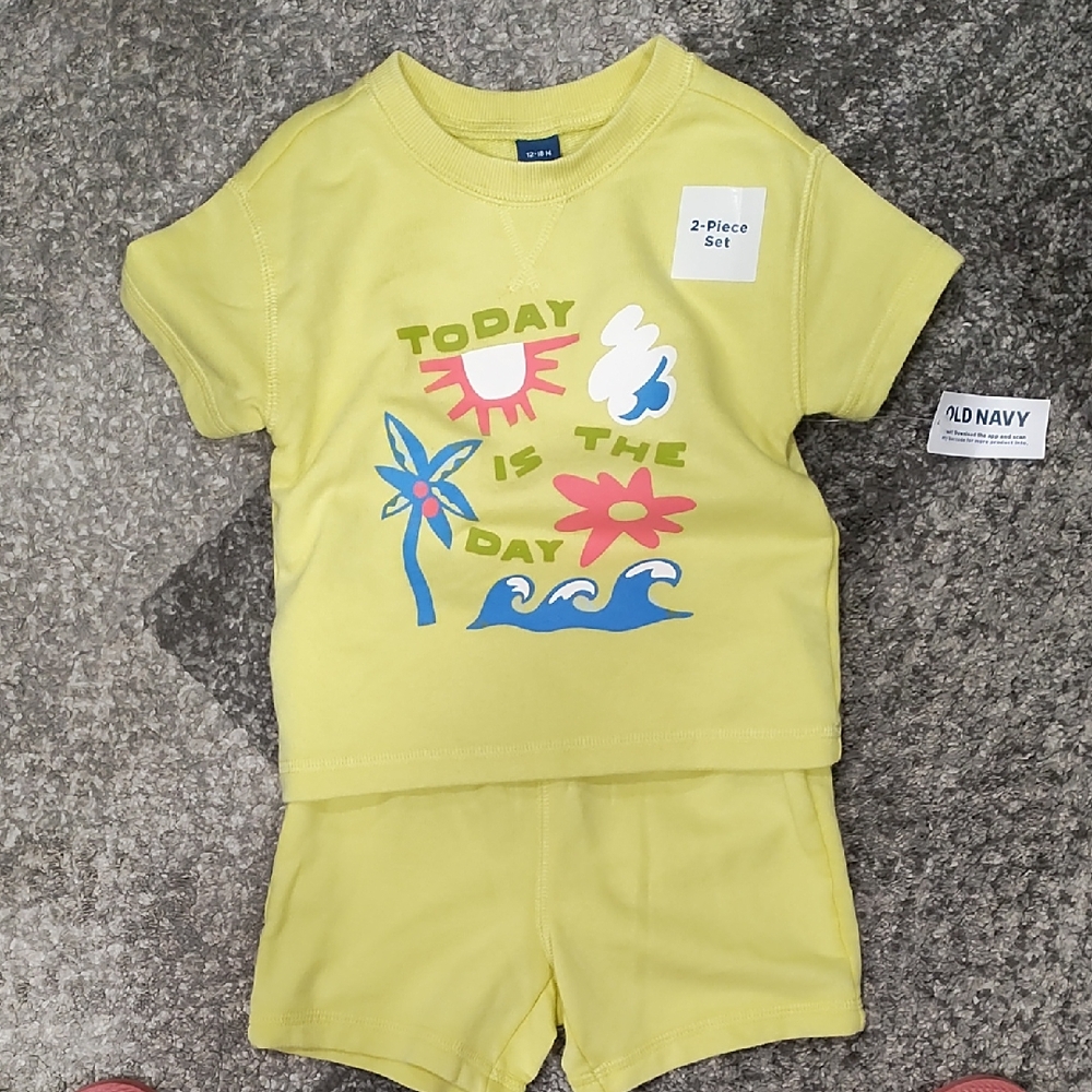Old Navy Sunny Yellow Graphic Set